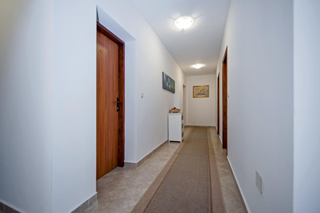 Ladonja Bb Rooms, Family Run Bed & Breakfast Rovinjsko Selo Extérieur photo